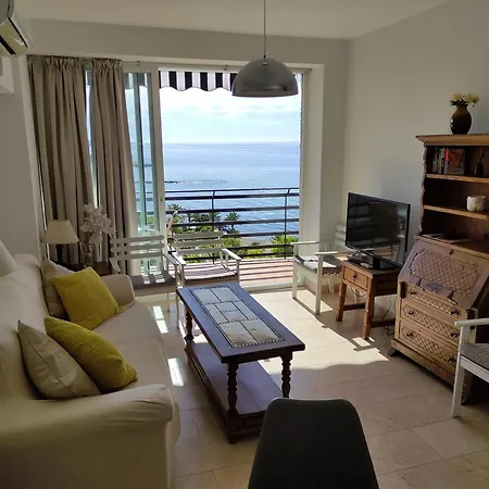 Apartment In First Line Apto. 10-9 *